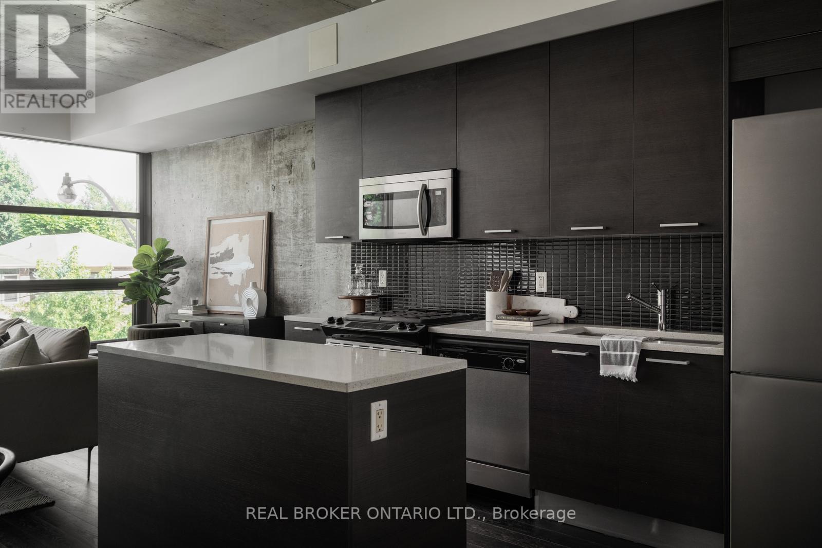 Photo 10 of 202 90 Broadview Avenue, Toronto ON