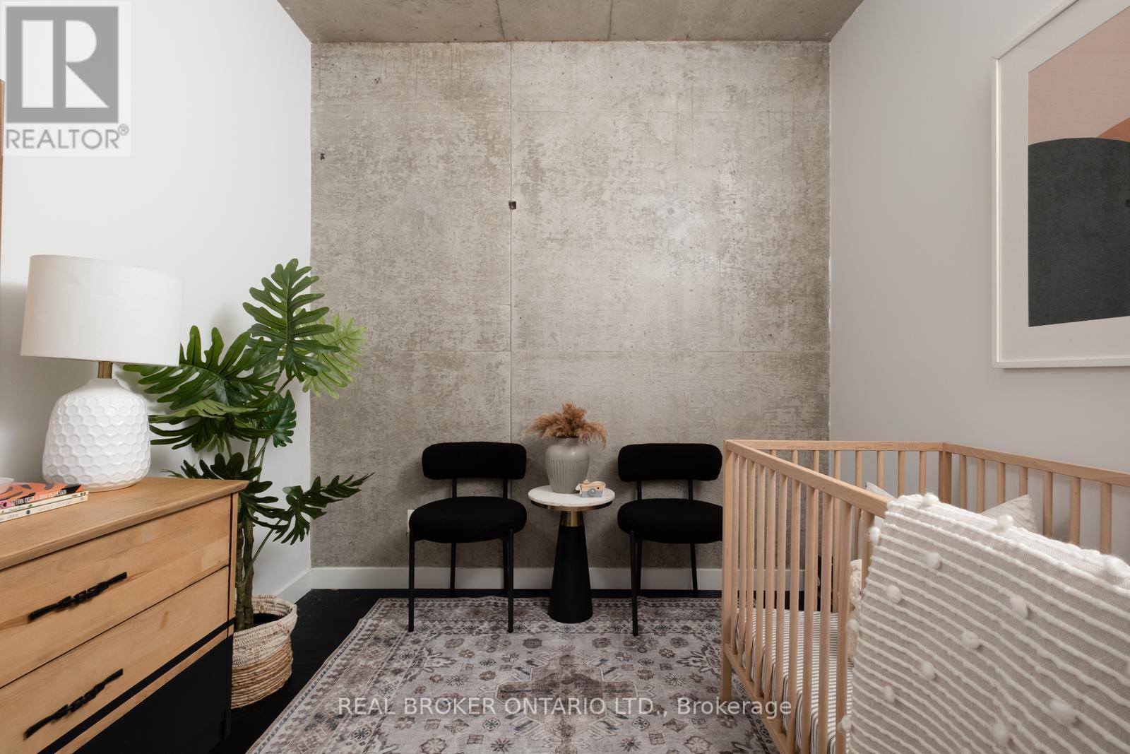 Photo 16 of 202 90 Broadview Avenue, Toronto ON
