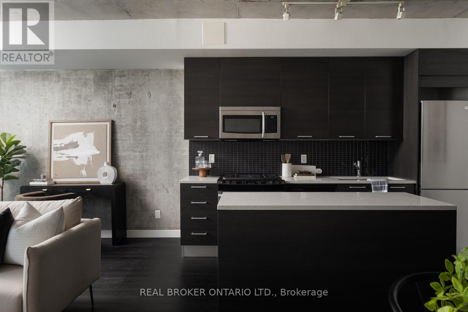 Photo 9 of 202 90 Broadview Avenue, Toronto ON