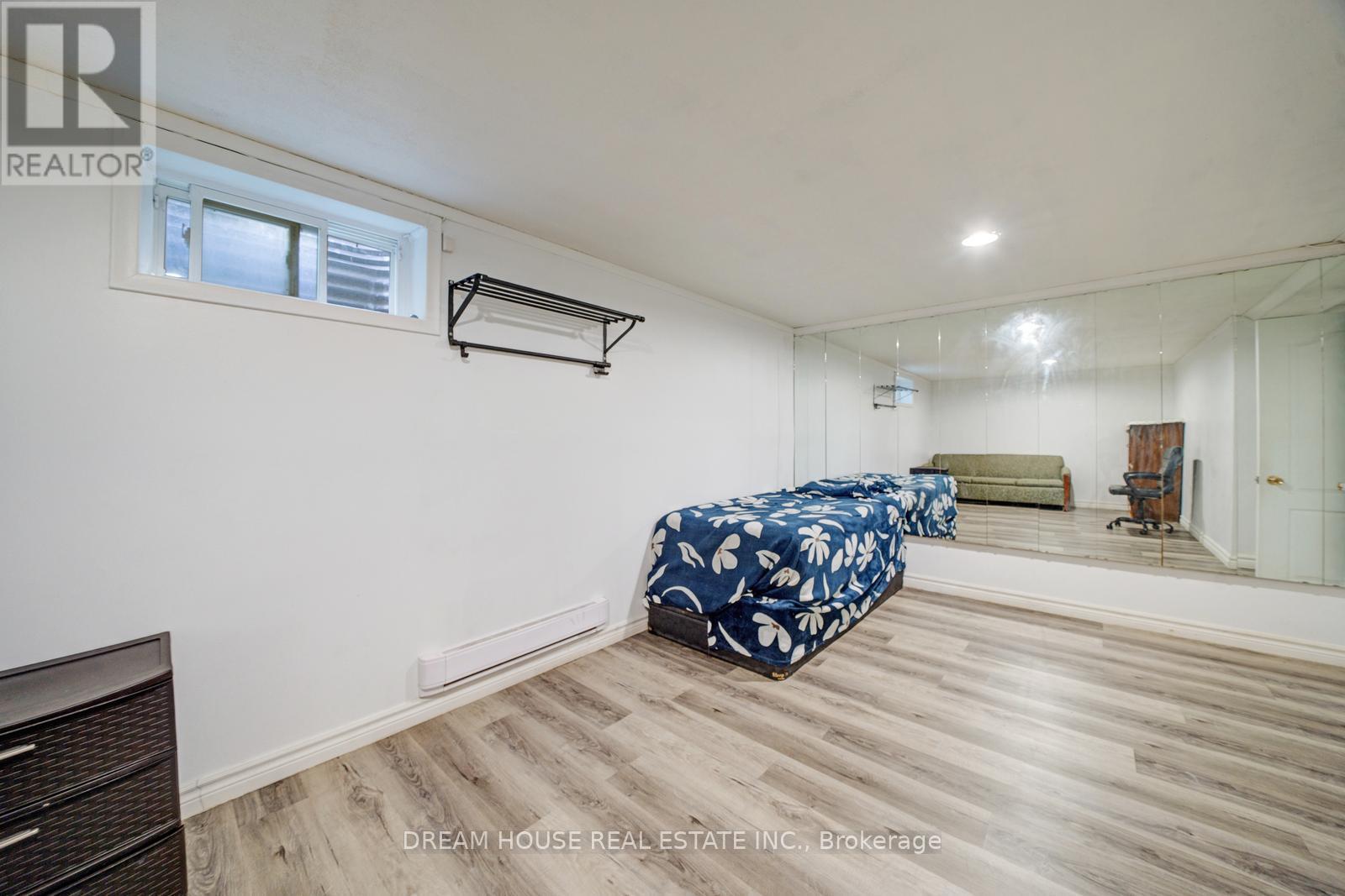 Photo 35 of 106 850 Huntingwood Drive, Toronto ON