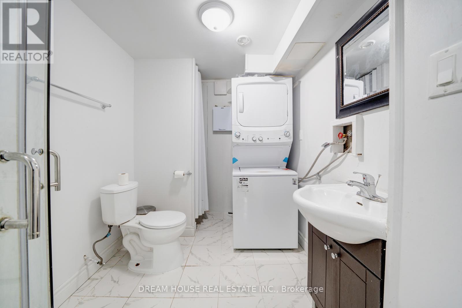 Photo 37 of 106 850 Huntingwood Drive, Toronto ON