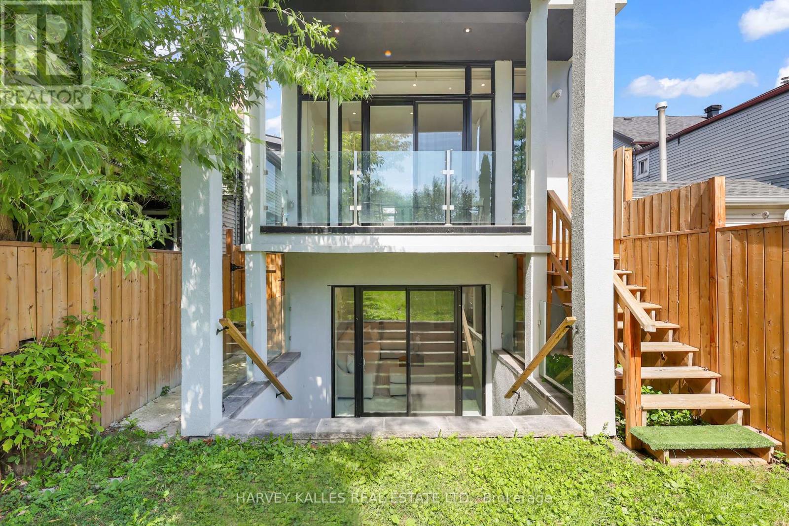 Photo 36 of 167 Sammon Avenue, Toronto ON
