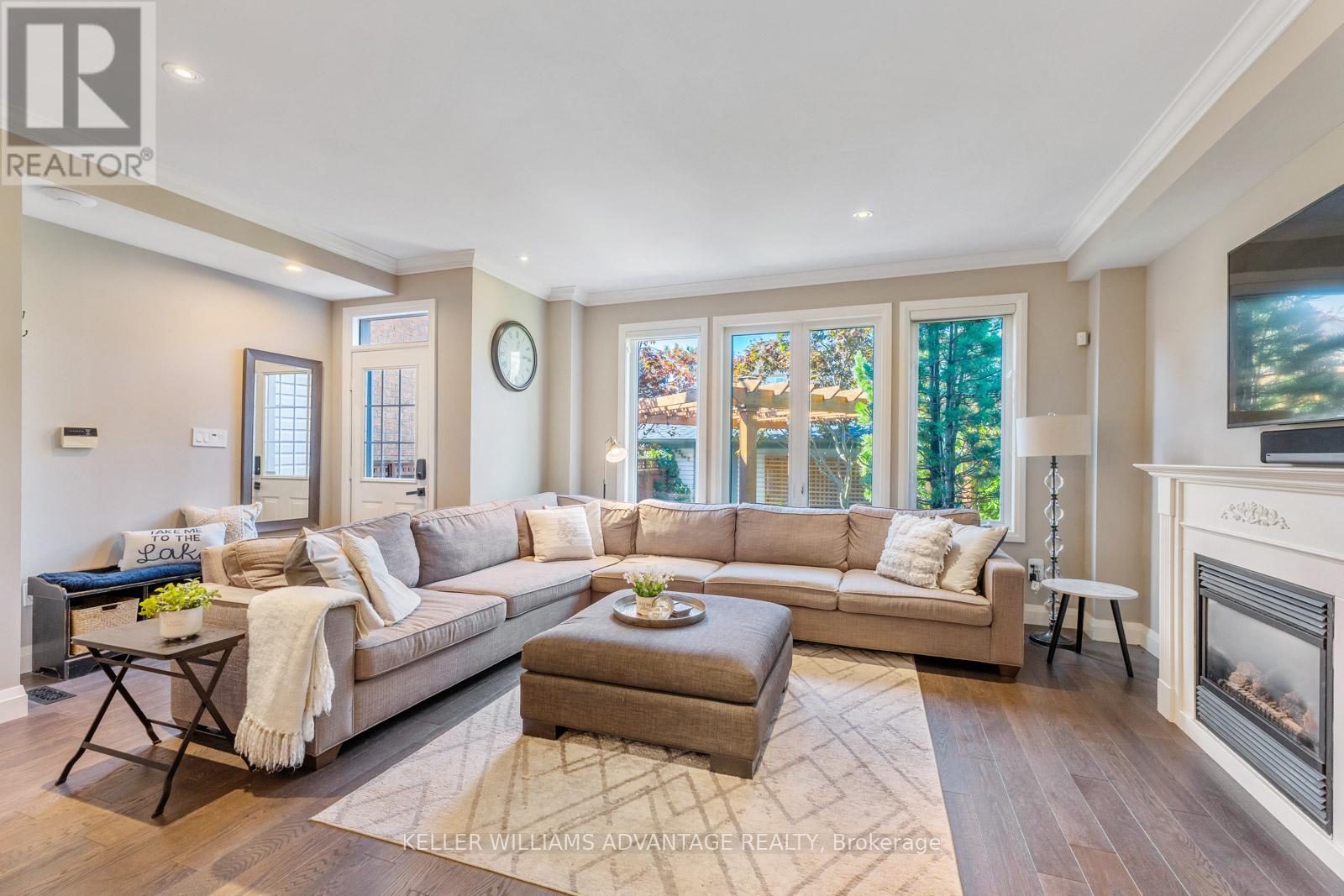 Photo 11 of 44 Joseph Duggan Road, Toronto ON