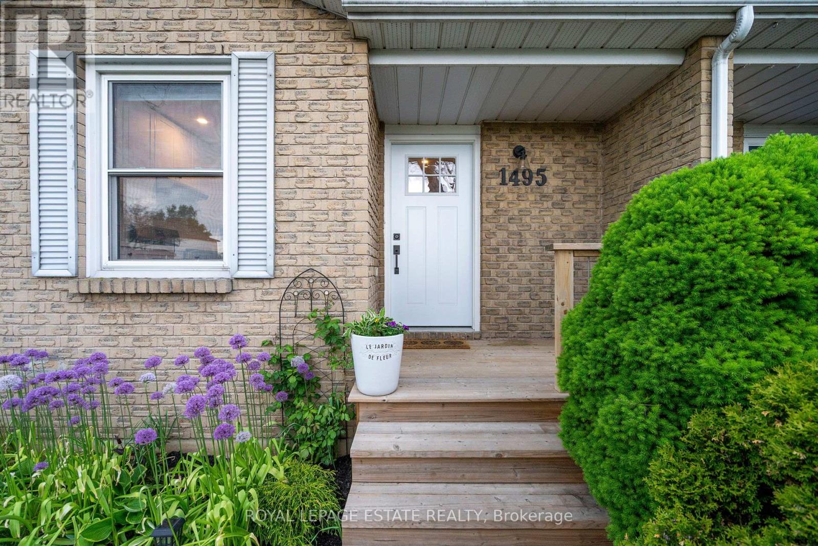 Photo 3 of 1495 Ohara Court, Oshawa ON