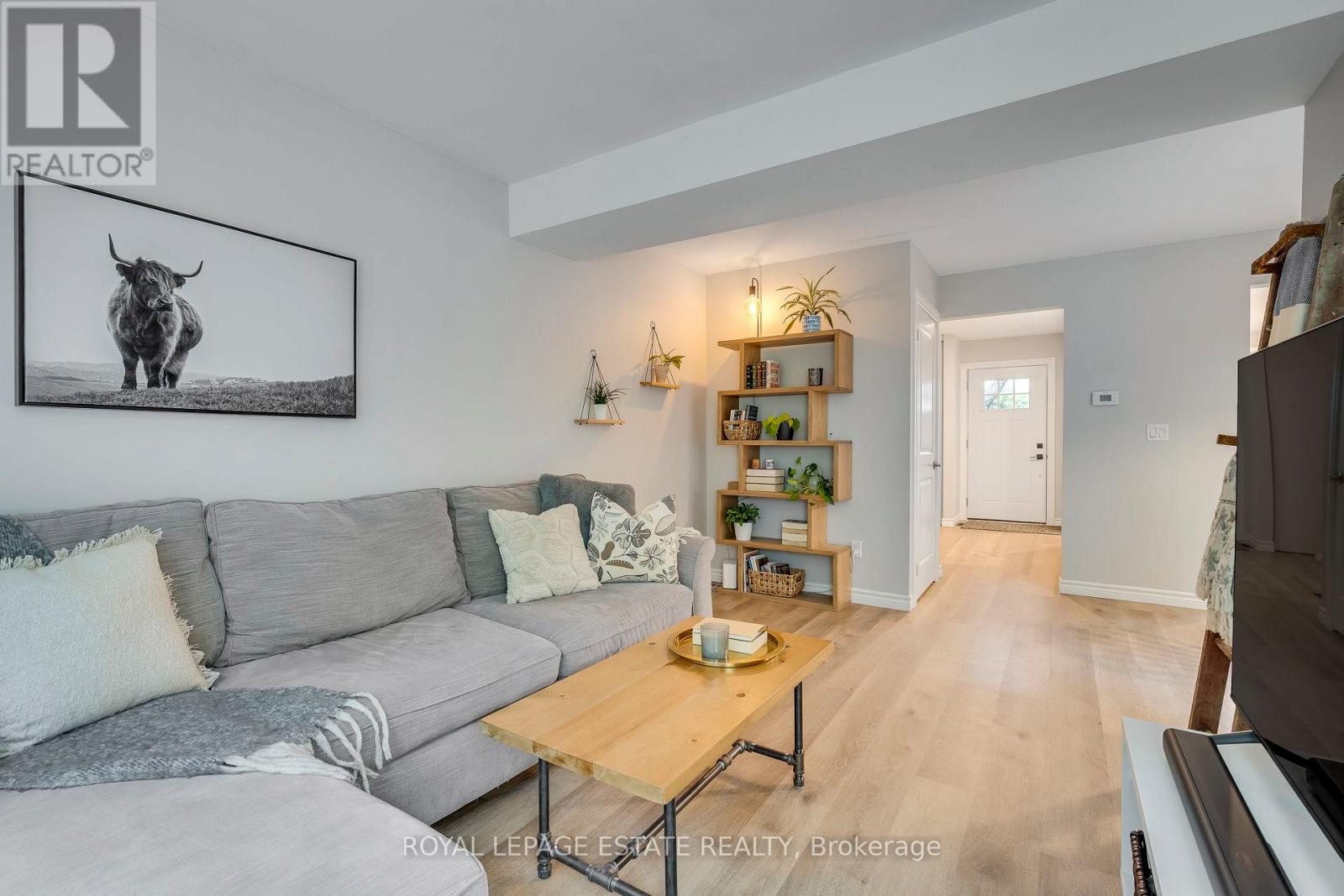 Photo 7 of 1495 Ohara Court, Oshawa ON