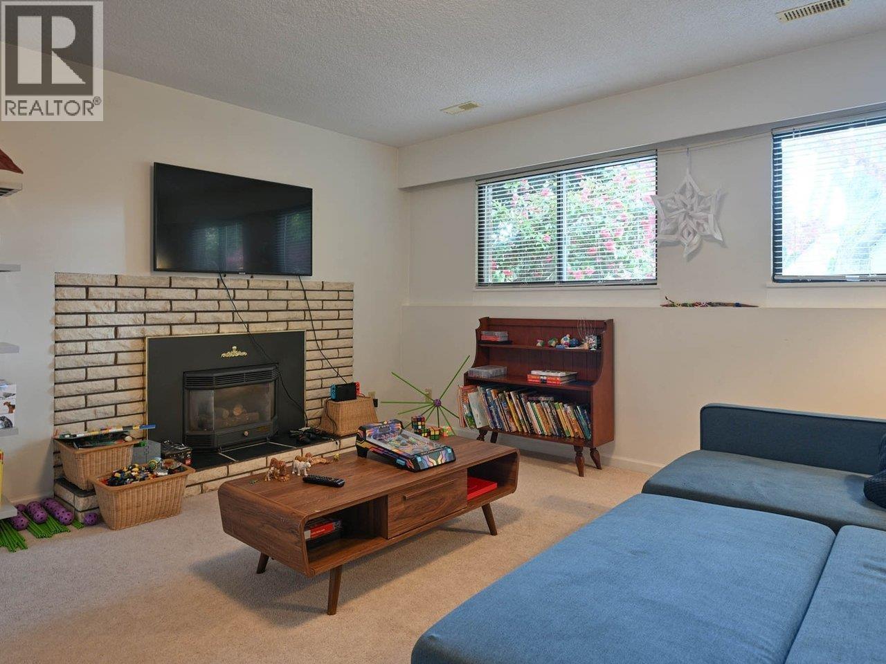 Photo 16 of 4378 W 11 Th Avenue, Vancouver BC