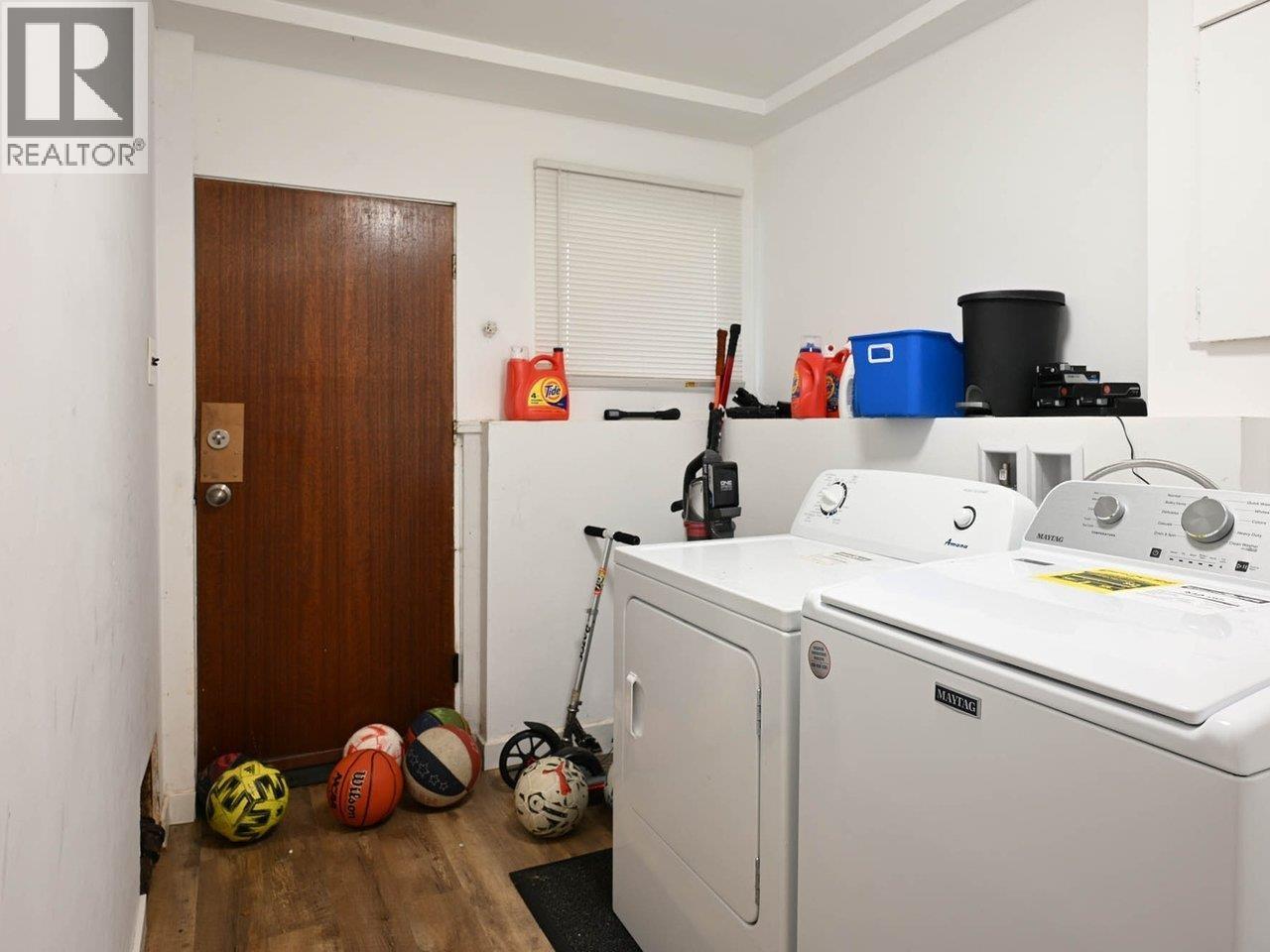 Photo 19 of 4378 W 11 Th Avenue, Vancouver BC