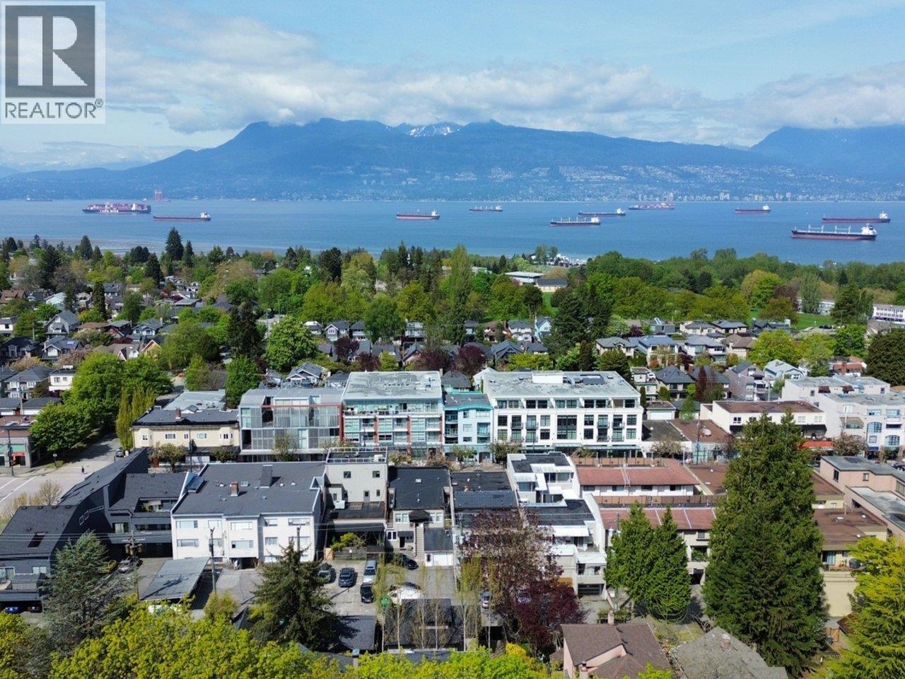 Photo 31 of 4378 W 11 Th Avenue, Vancouver BC
