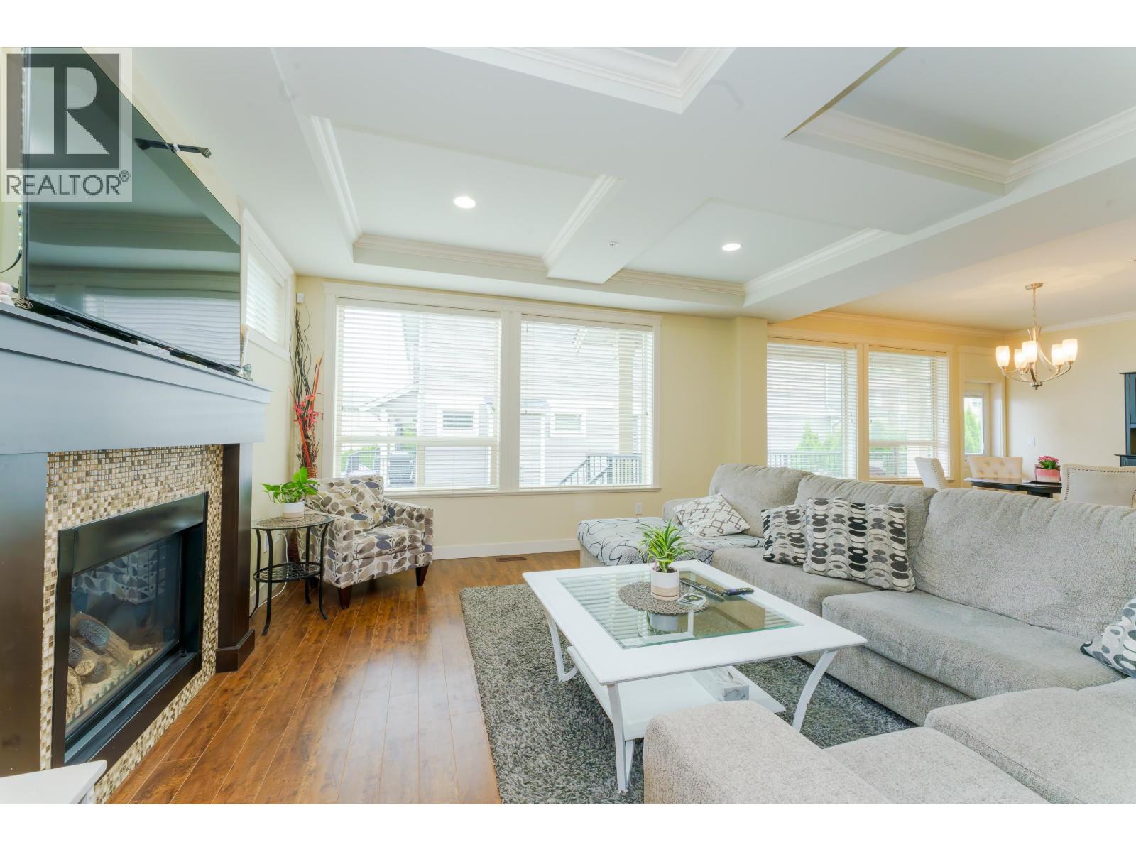 Photo 5 of 24787 105 A Avenue, Maple Ridge BC