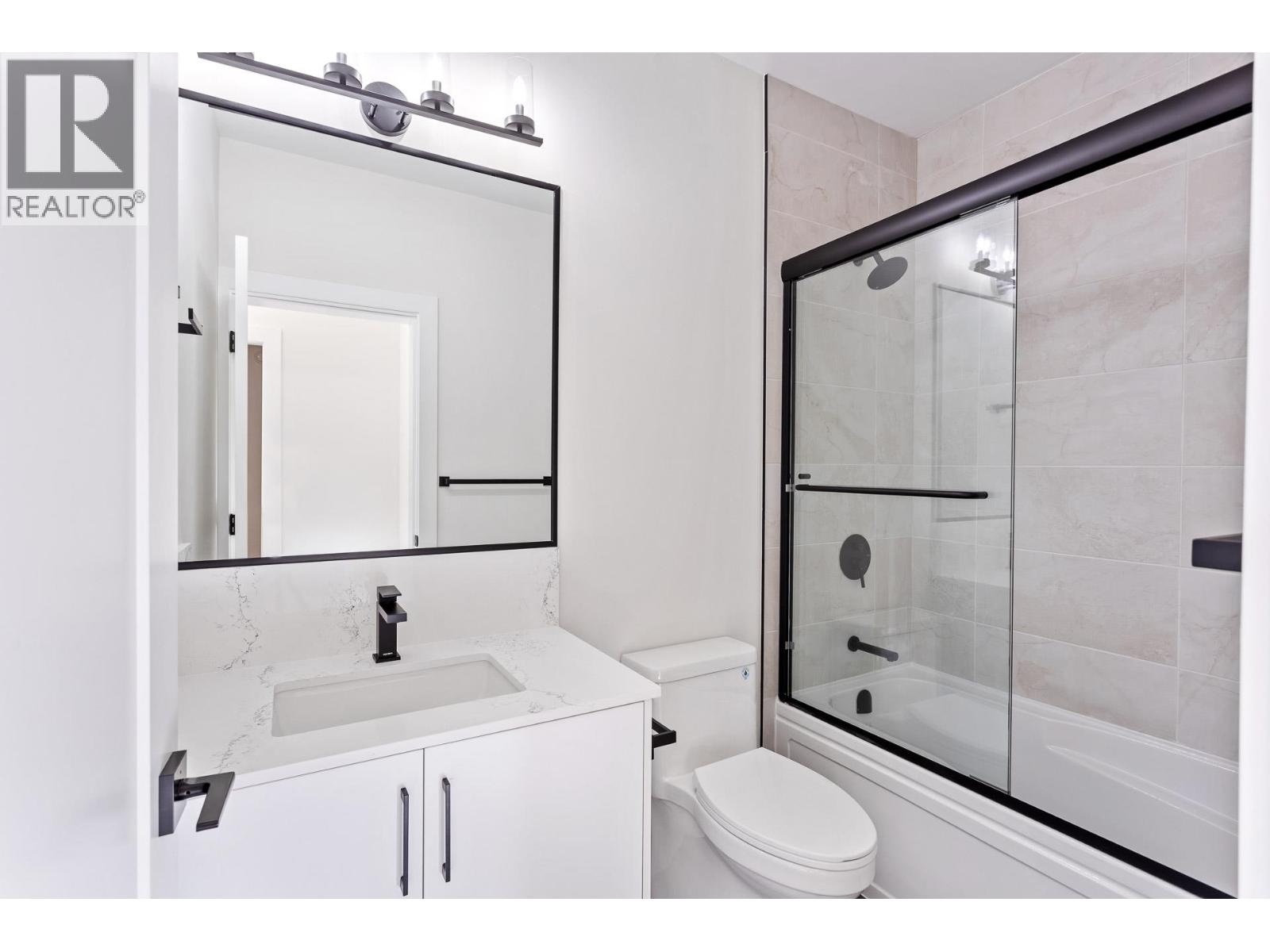 2426 FRISKIE AVENUE, Port Coquitlam