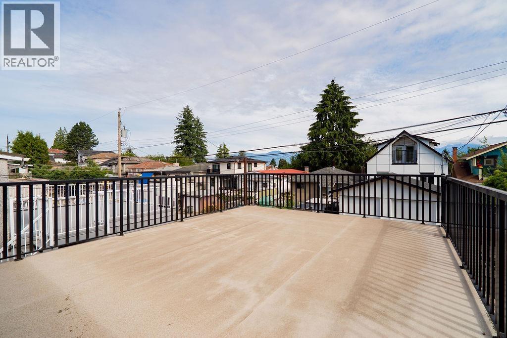 Photo 14 of 2575 E 29th Avenue, Vancouver BC