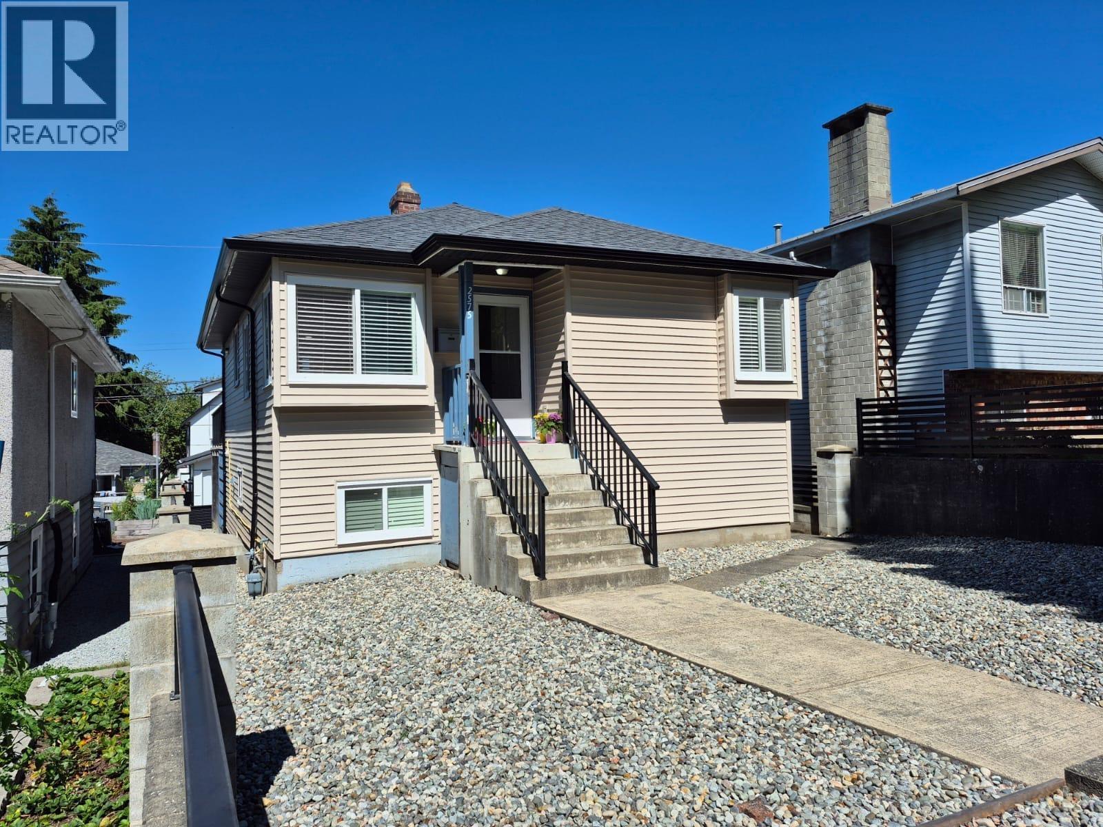 Photo 29 of 2575 E 29th Avenue, Vancouver BC