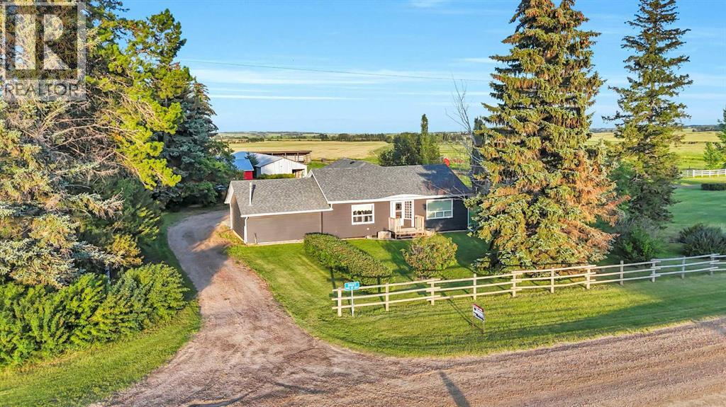 39227 RR 250, Rural Lacombe County