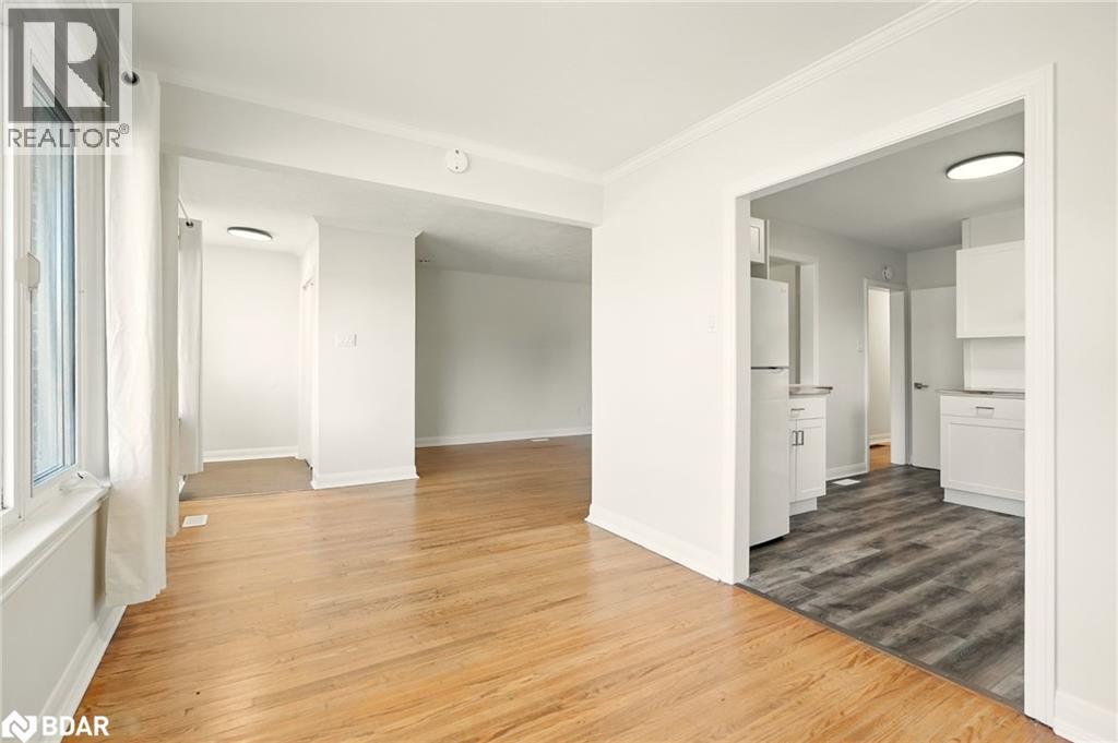Photo 7 of 263 Scott Street, Midland ON