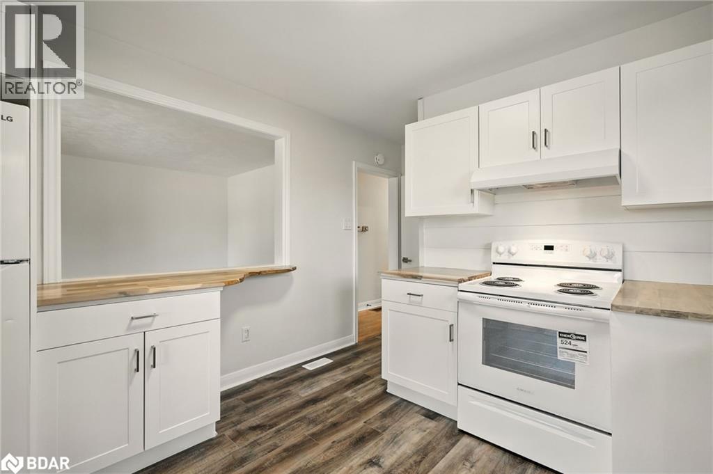 Photo 11 of 263 Scott Street, Midland ON