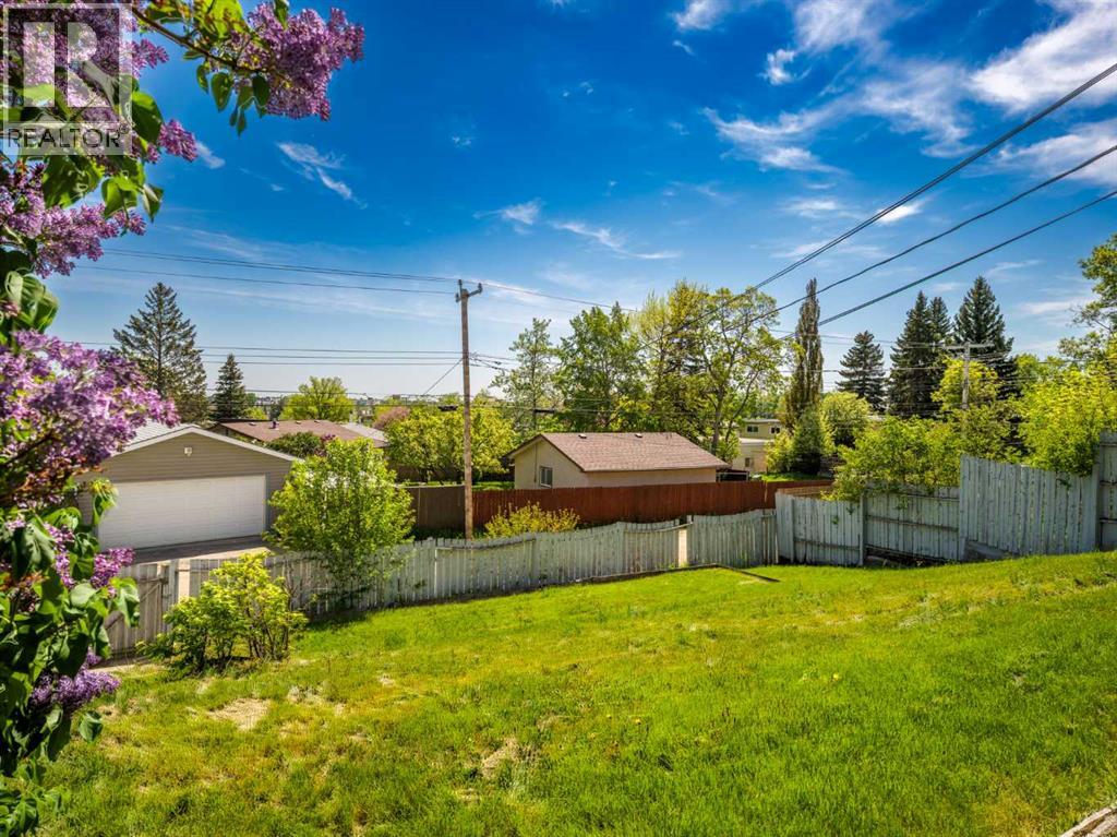 Photo 44 of 11036 7 Street Sw, Calgary AB