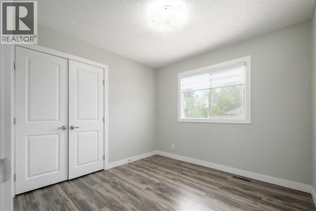 Photo 22 of 11036 7 Street Sw, Calgary AB