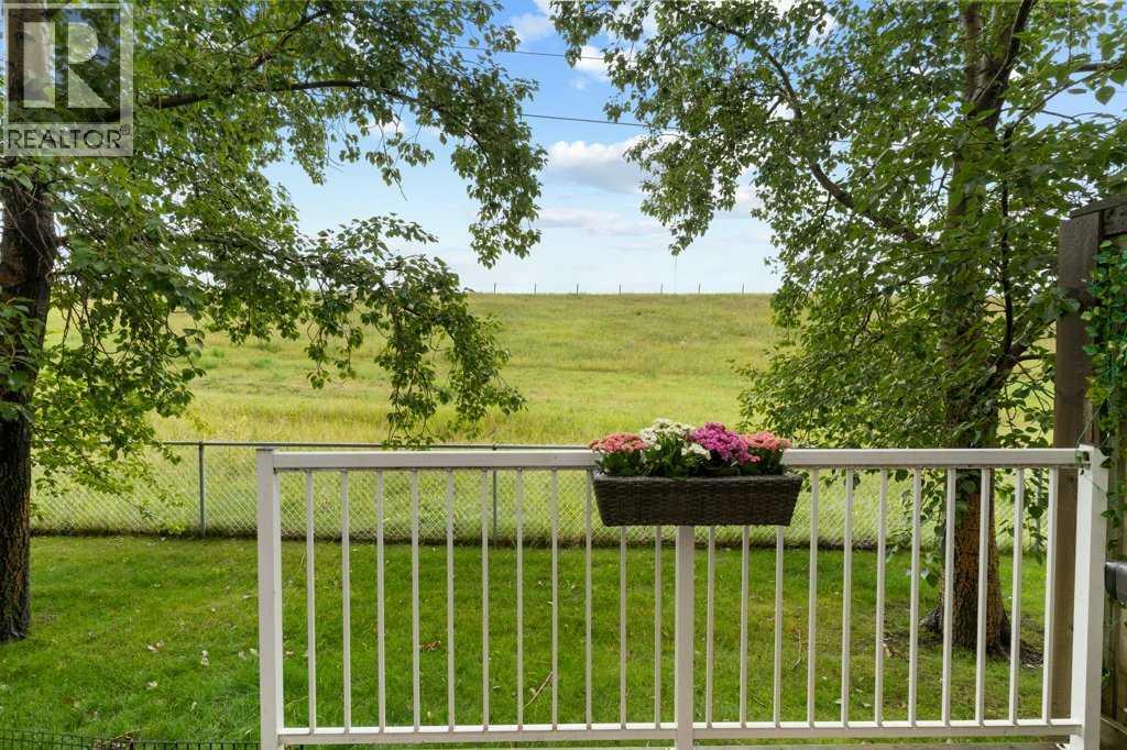 Photo 38 of 78 Citadel Meadow Gardens Nw, Calgary AB