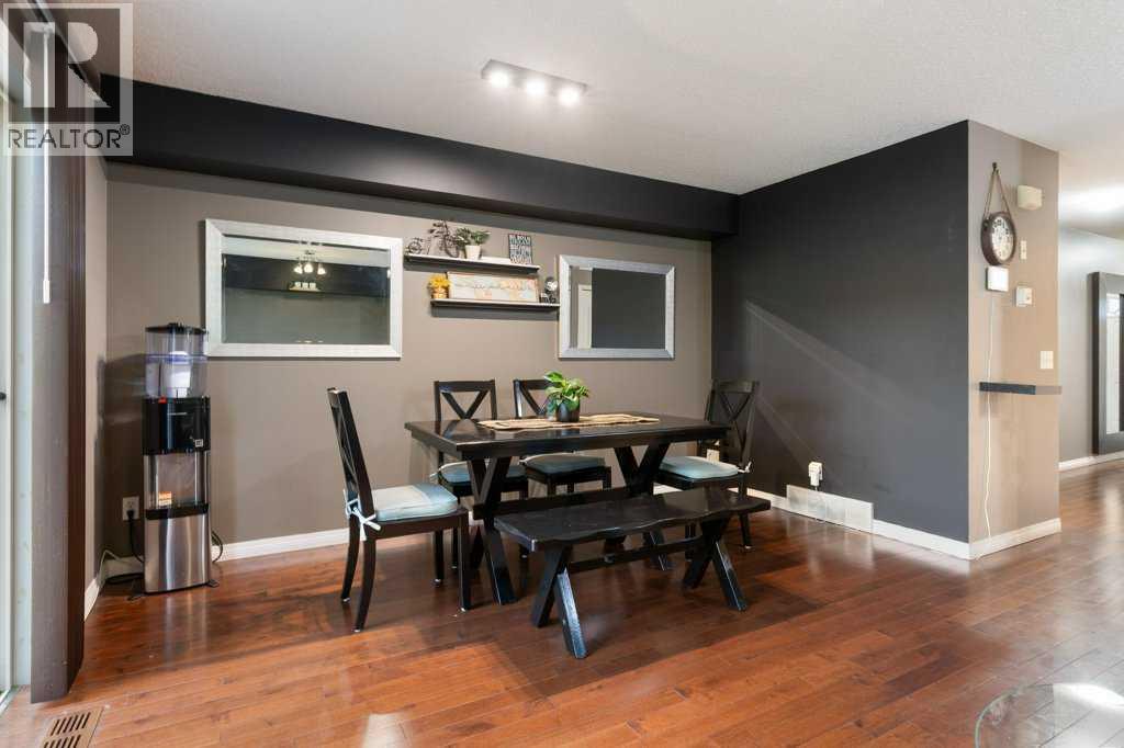 Photo 11 of 78 Citadel Meadow Gardens Nw, Calgary AB