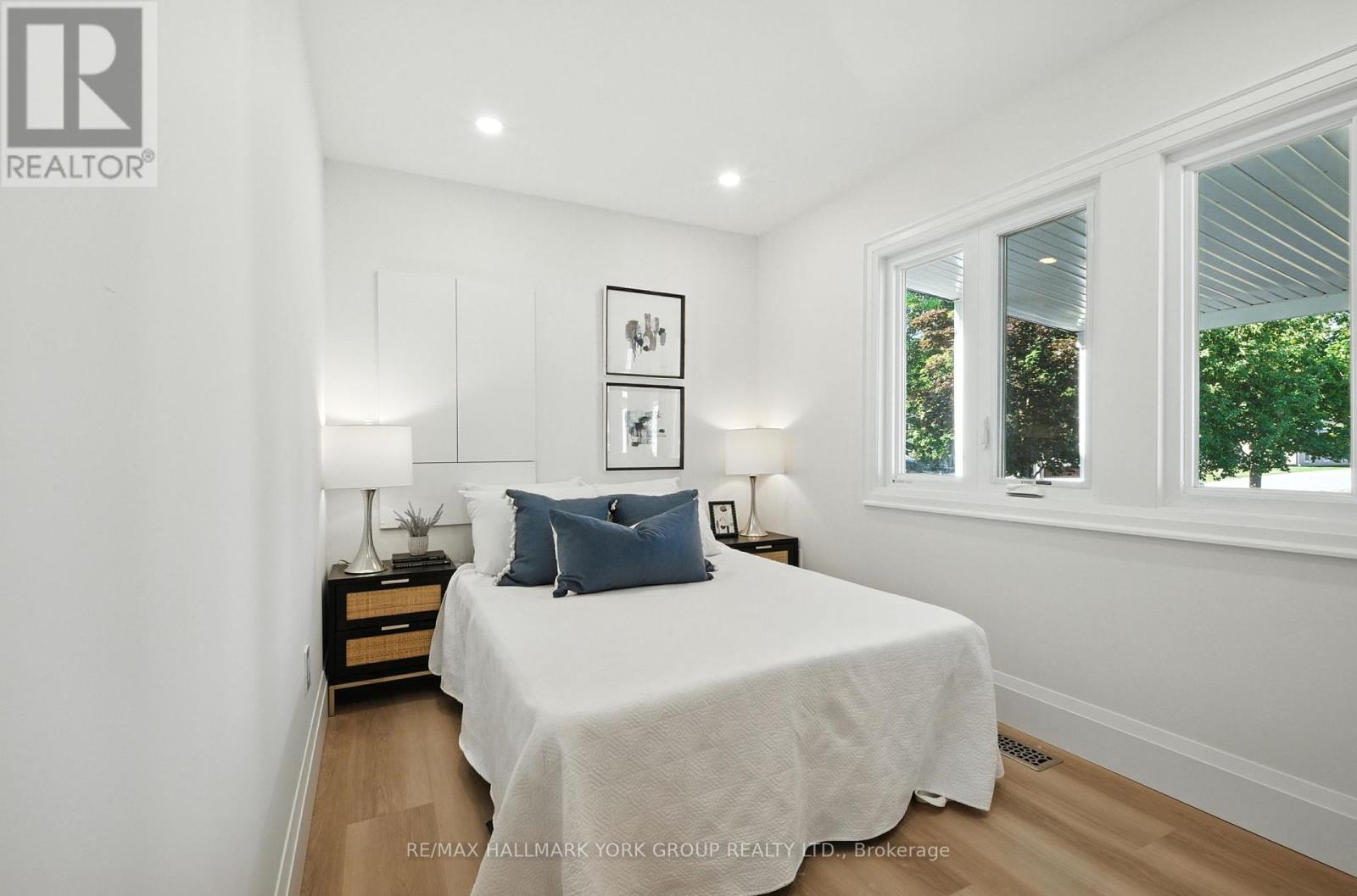 Photo 18 of 778 Sheppard Avenue, Georgina ON