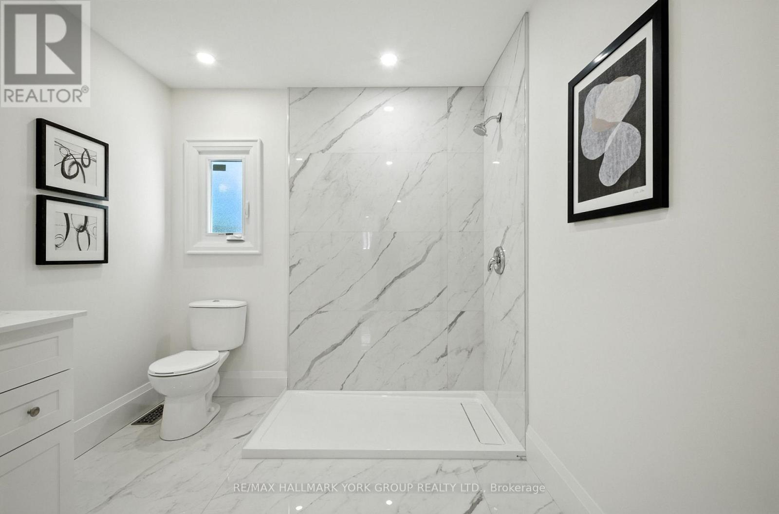 Photo 21 of 778 Sheppard Avenue, Georgina ON