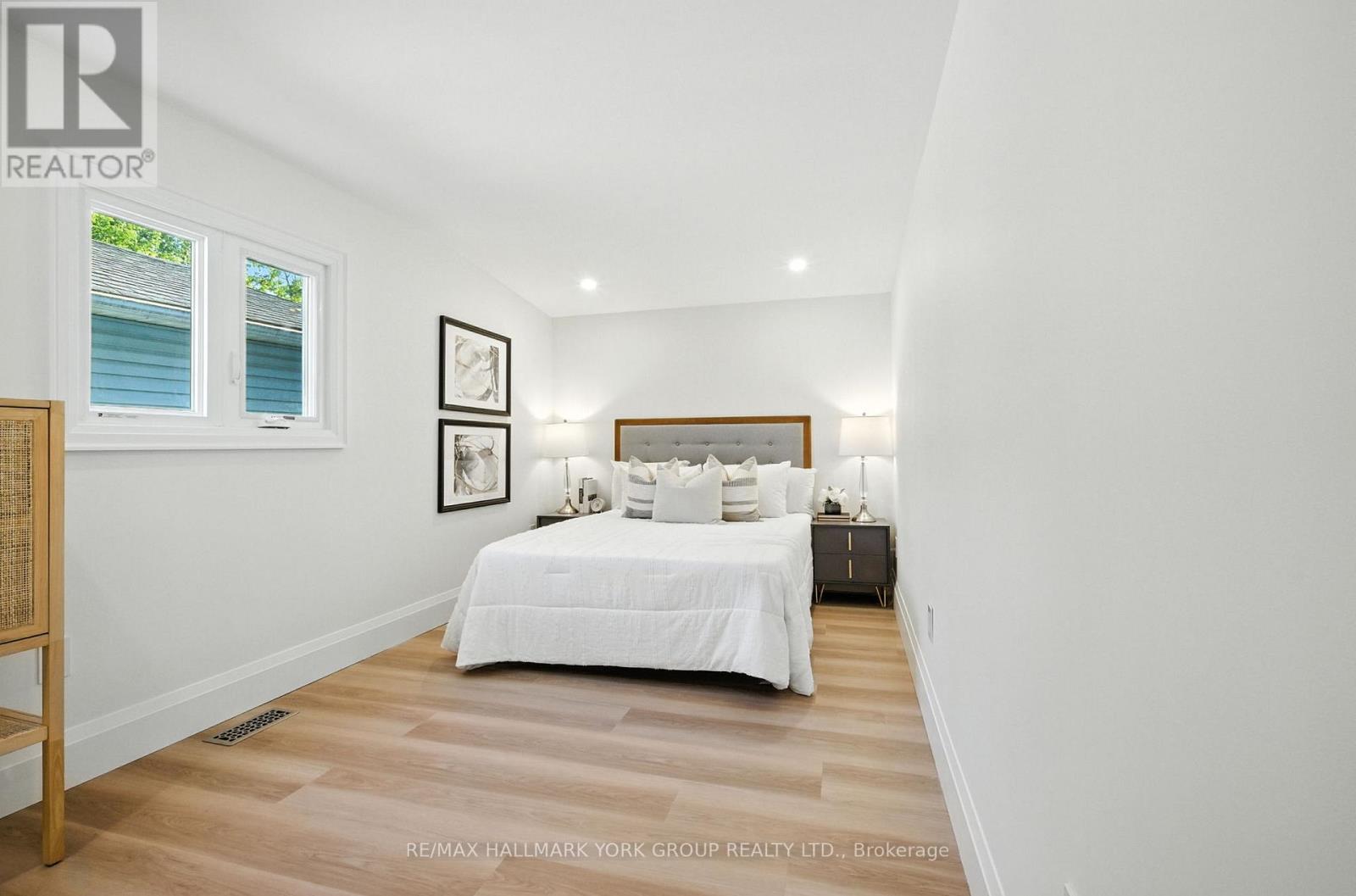 Photo 22 of 778 Sheppard Avenue, Georgina ON