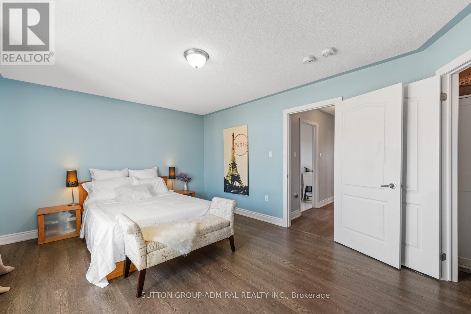 Photo 22 of 186 Romanelli Crescent, Bradford West Gwillimbury ON