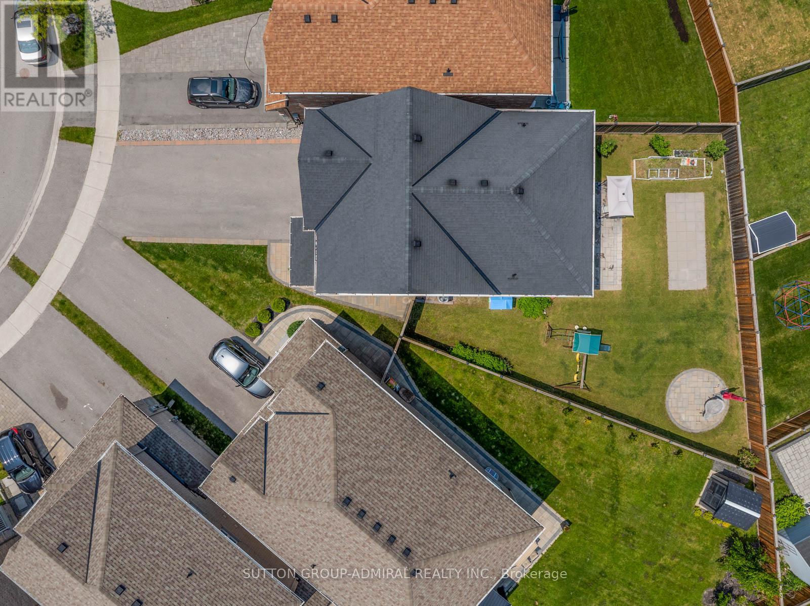 Photo 43 of 186 Romanelli Crescent, Bradford West Gwillimbury ON