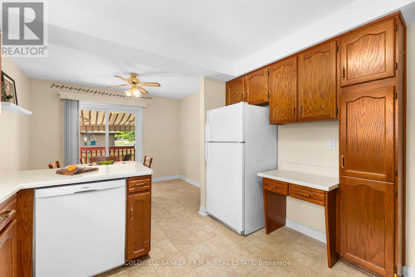 Photo 14 of 39 Ewen Drive, Uxbridge ON