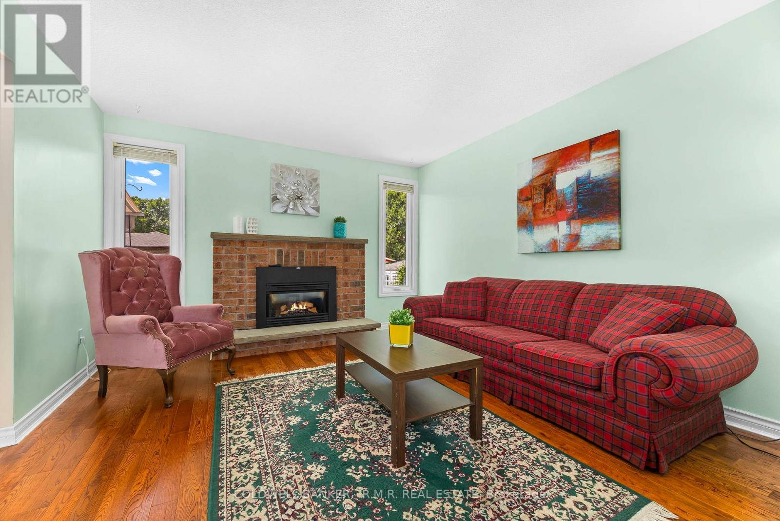 Photo 15 of 39 Ewen Drive, Uxbridge ON