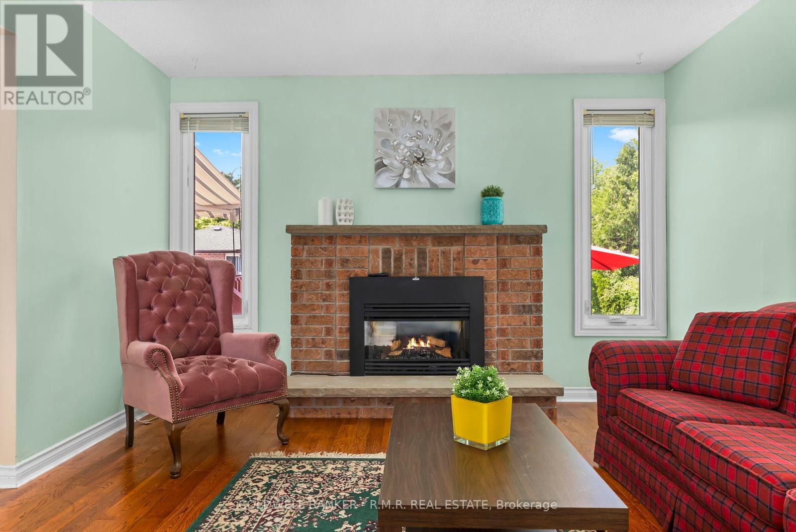 Photo 17 of 39 Ewen Drive, Uxbridge ON