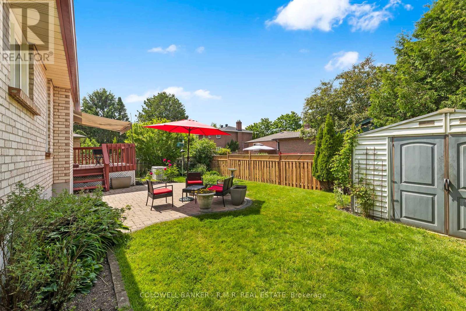 Photo 33 of 39 Ewen Drive, Uxbridge ON