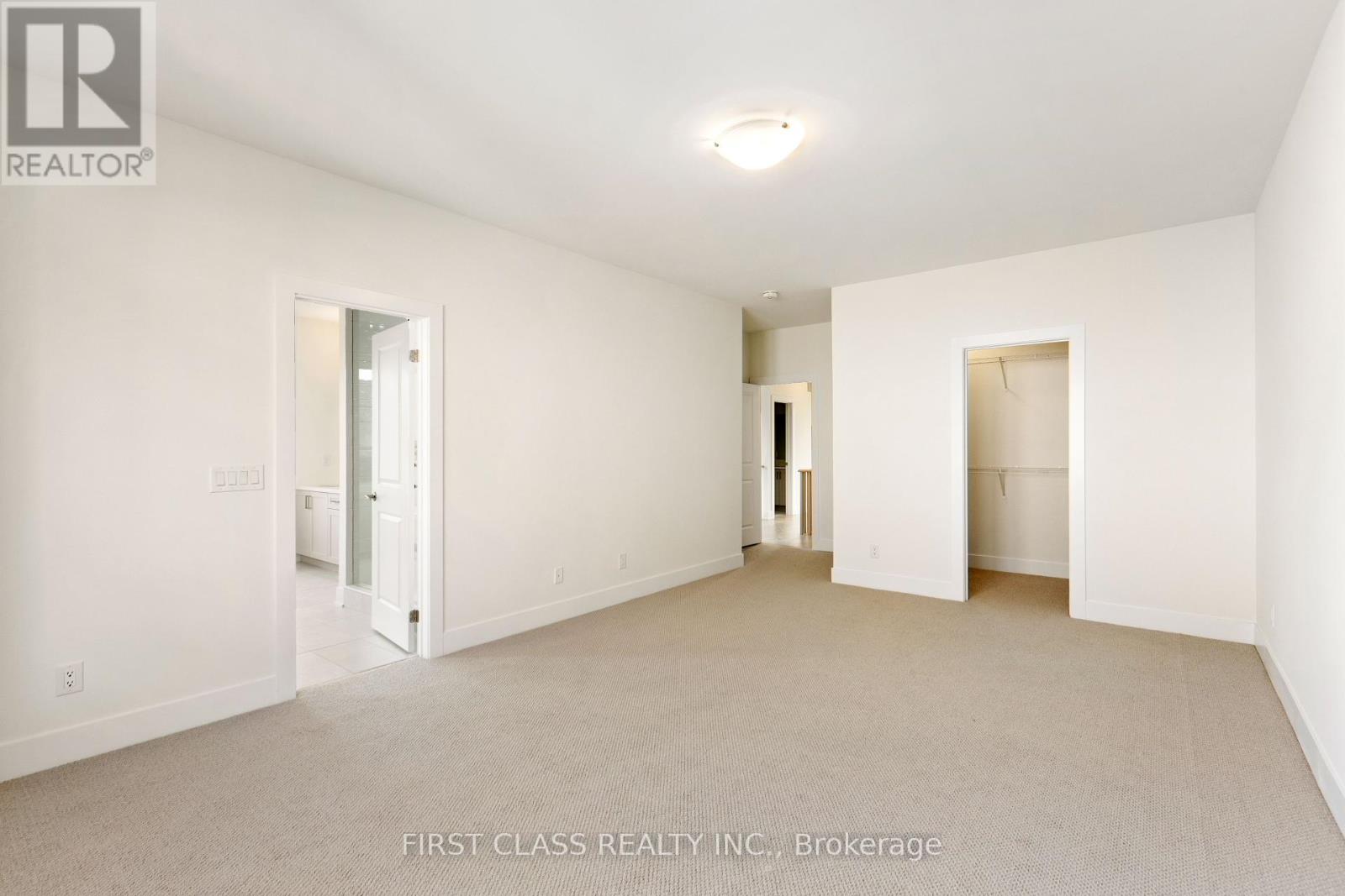 Photo 8 of 78 Meizhou Avenue, Markham ON