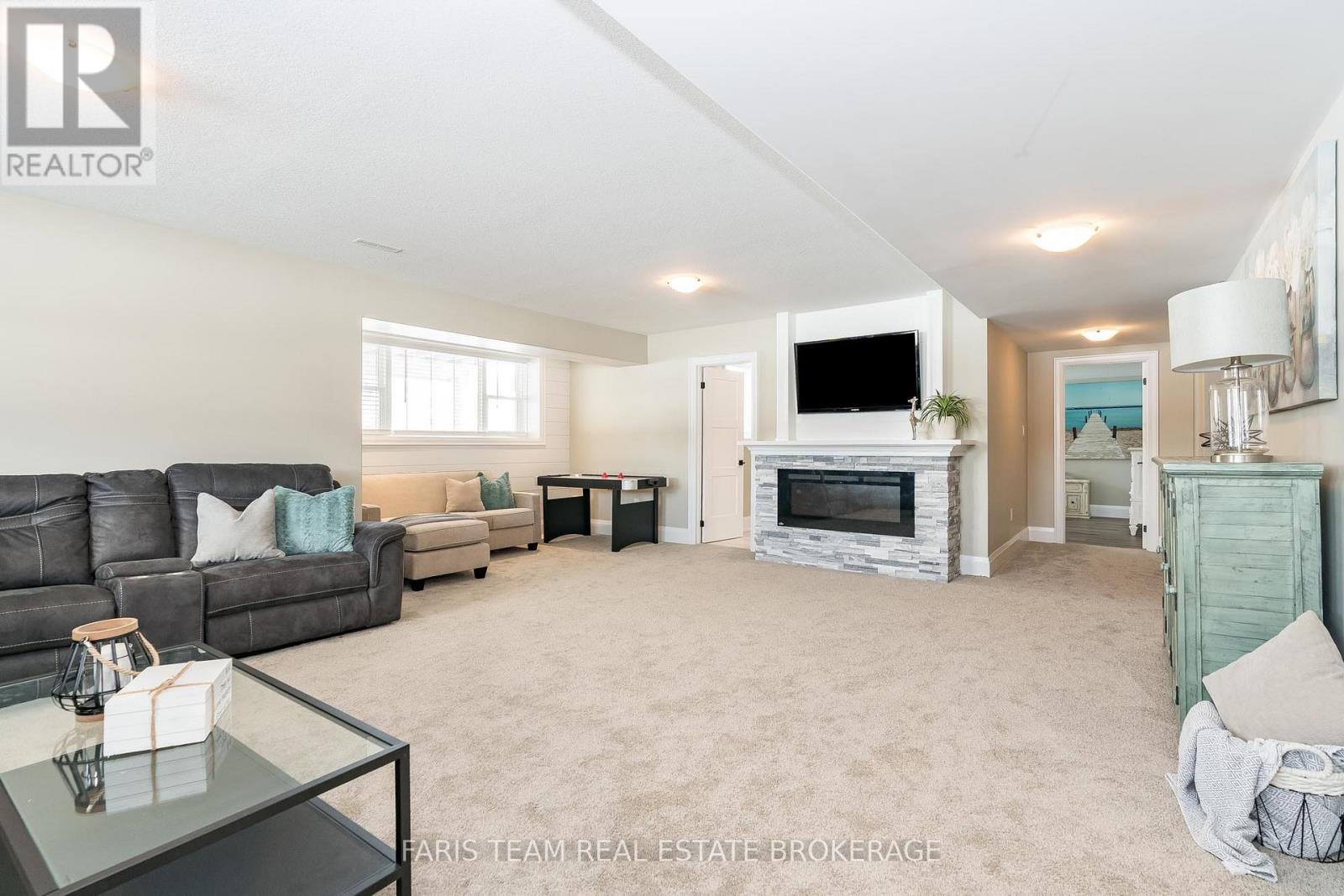 Photo 28 of 2448 Stockdale Road, Severn ON