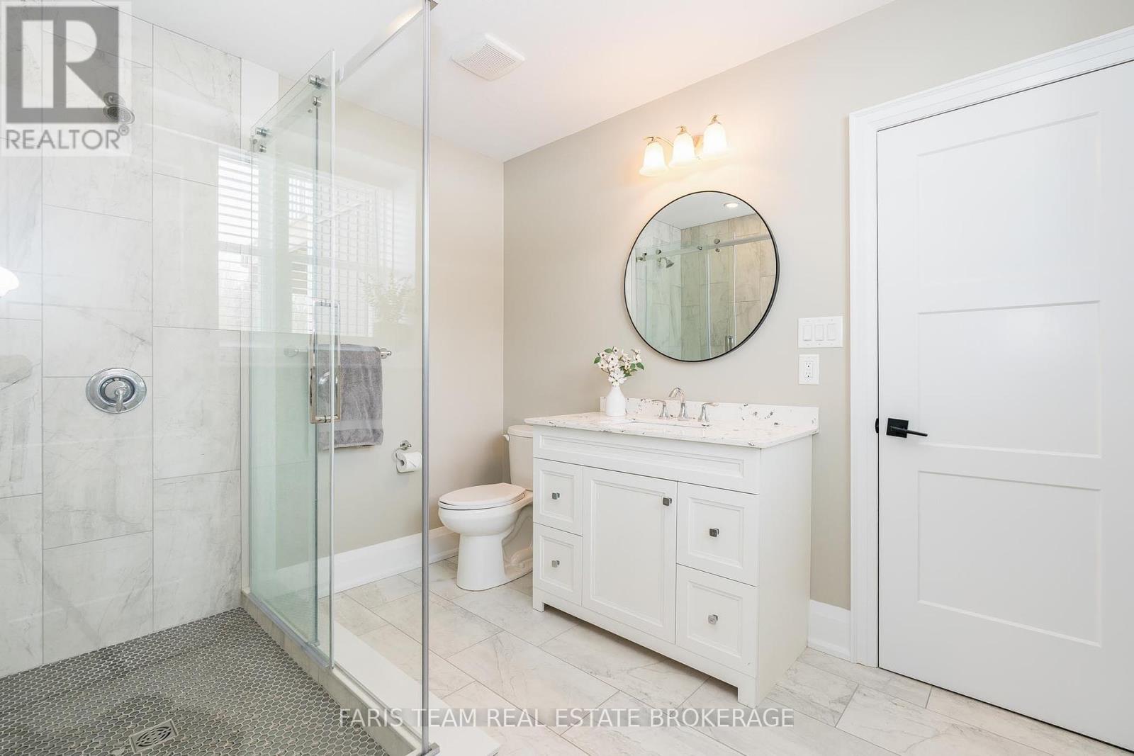 Photo 31 of 2448 Stockdale Road, Severn ON