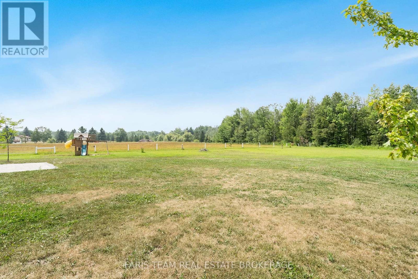 Photo 38 of 2448 Stockdale Road, Severn ON
