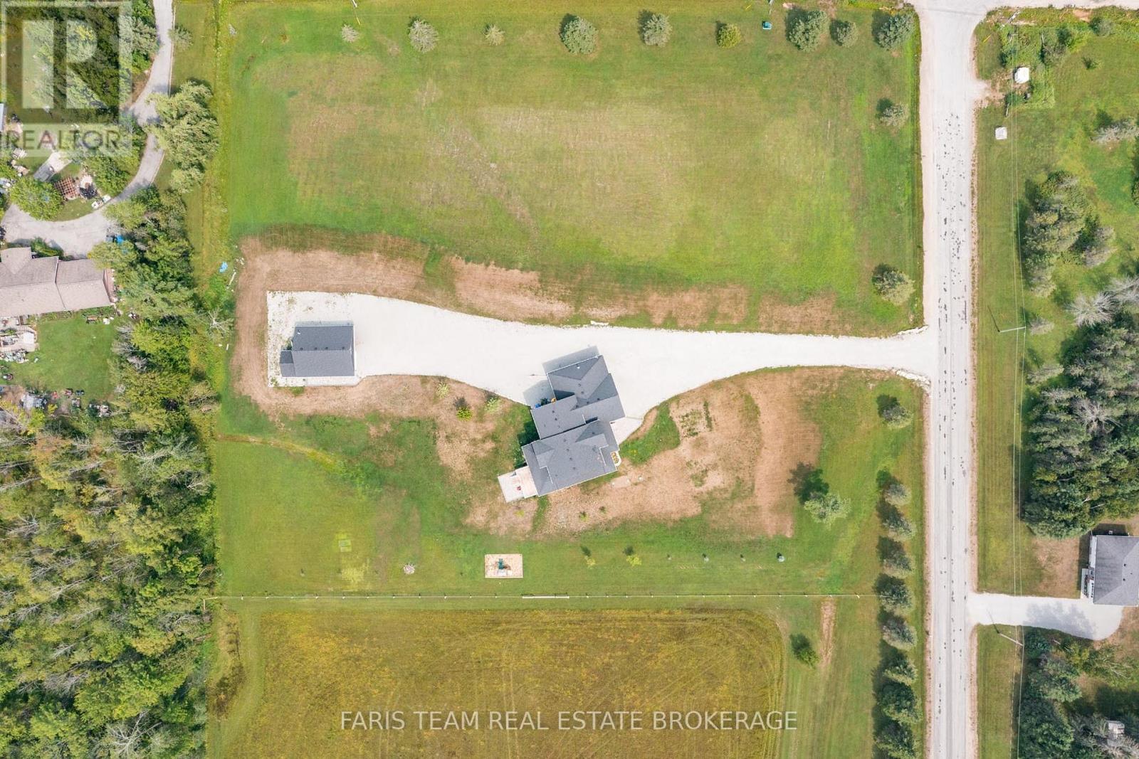 Photo 42 of 2448 Stockdale Road, Severn ON