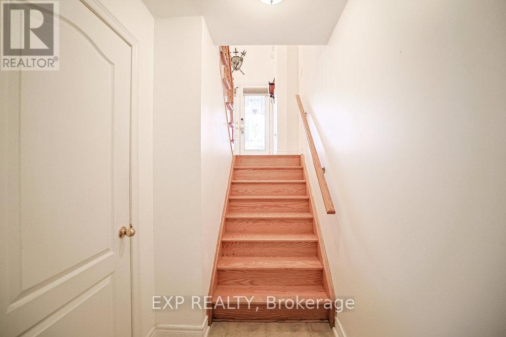 Photo 26 of 27 Green Pine Crescent, Wasaga Beach ON