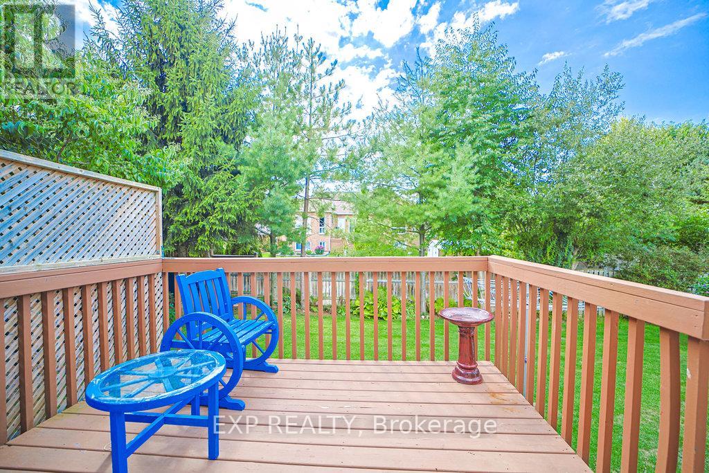 Photo 35 of 27 Green Pine Crescent, Wasaga Beach ON