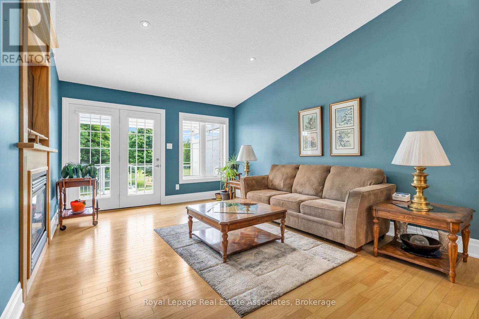 Photo 17 of 117 Greenway Drive, Wasaga Beach ON