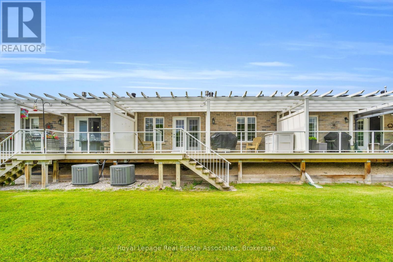 Photo 32 of 117 Greenway Drive, Wasaga Beach ON