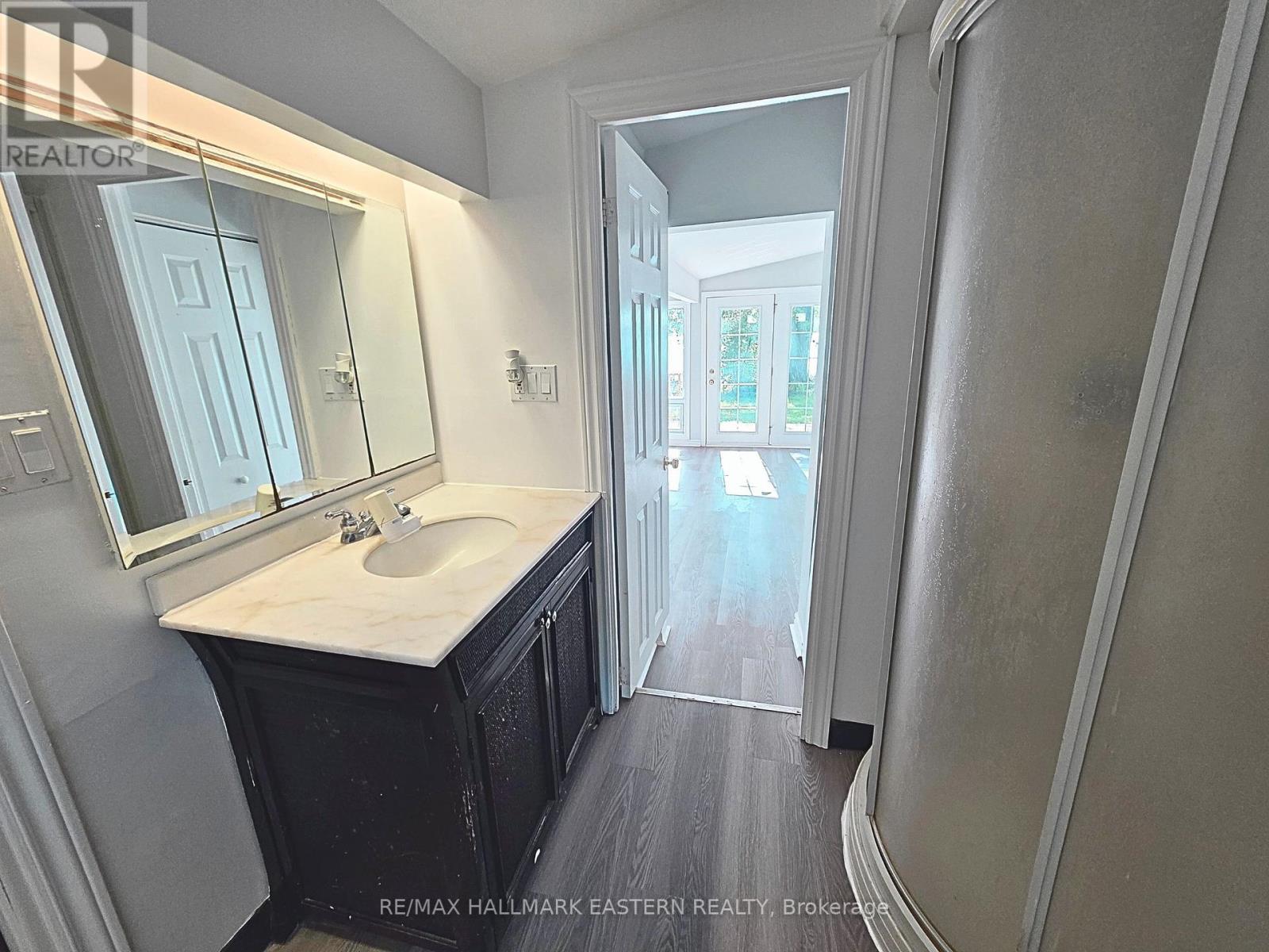 Photo 17 of 30 Edgewater Drive, Selwyn ON