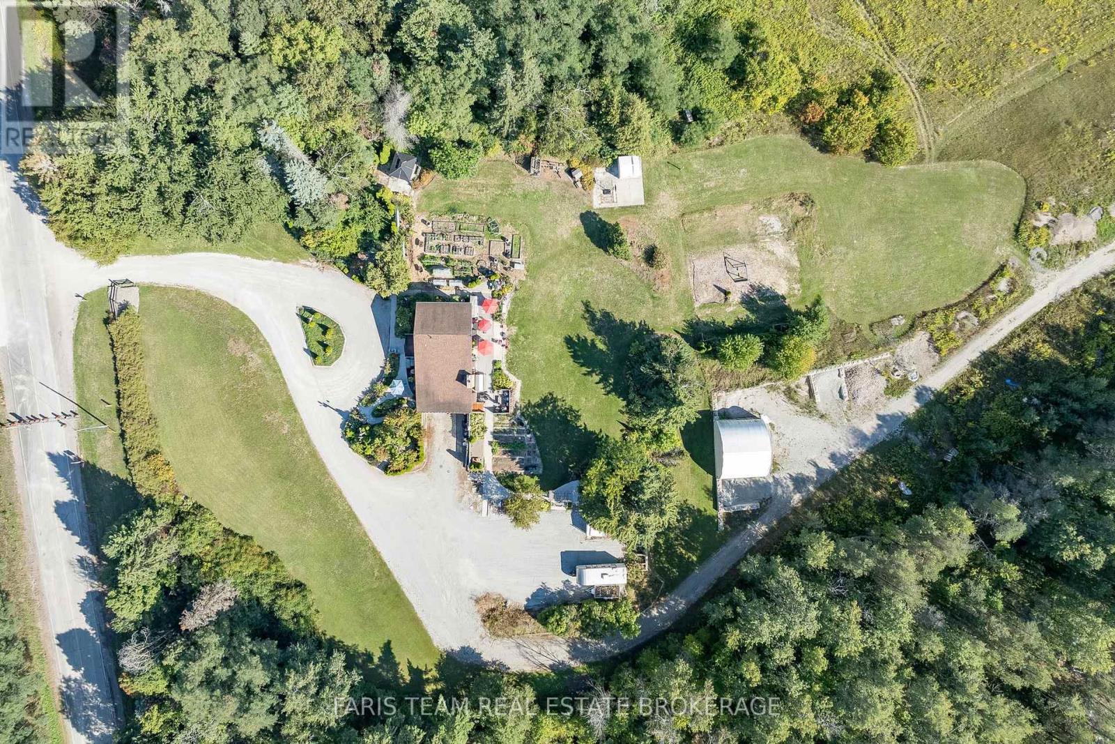 Photo 34 of 6695 10 Side Road, Innisfil ON