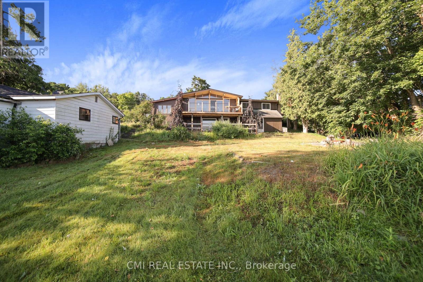 Photo 36 of 54 Little Lake Drive, Barrie ON