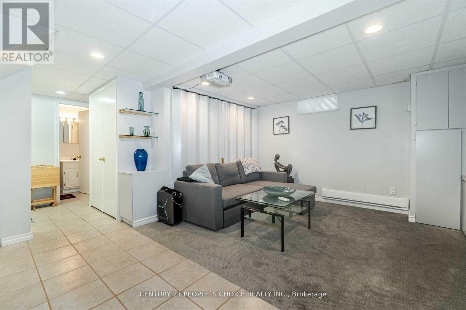 Photo 25 of 13 Jeffrey Street, Brampton ON