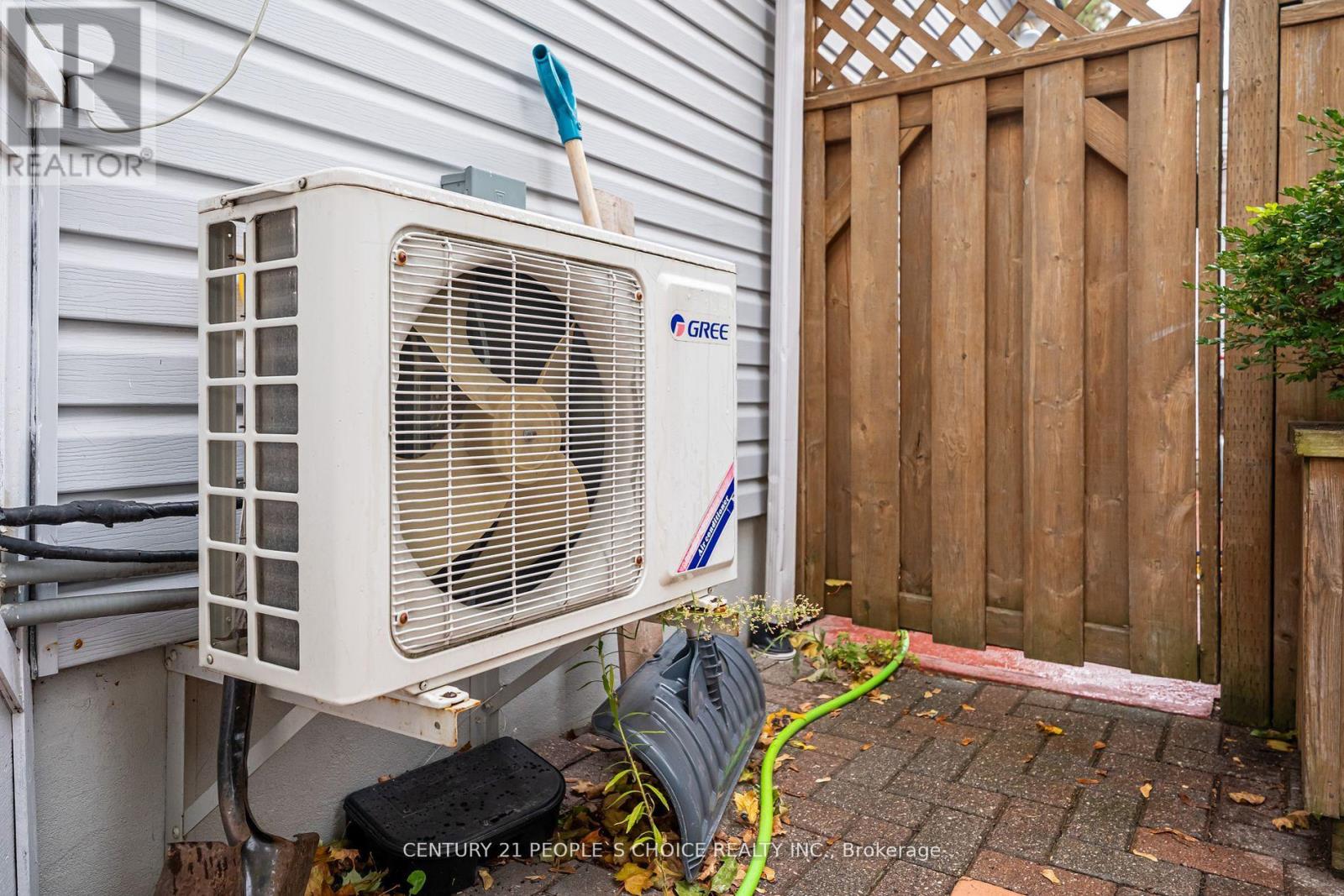 Photo 29 of 13 Jeffrey Street, Brampton ON