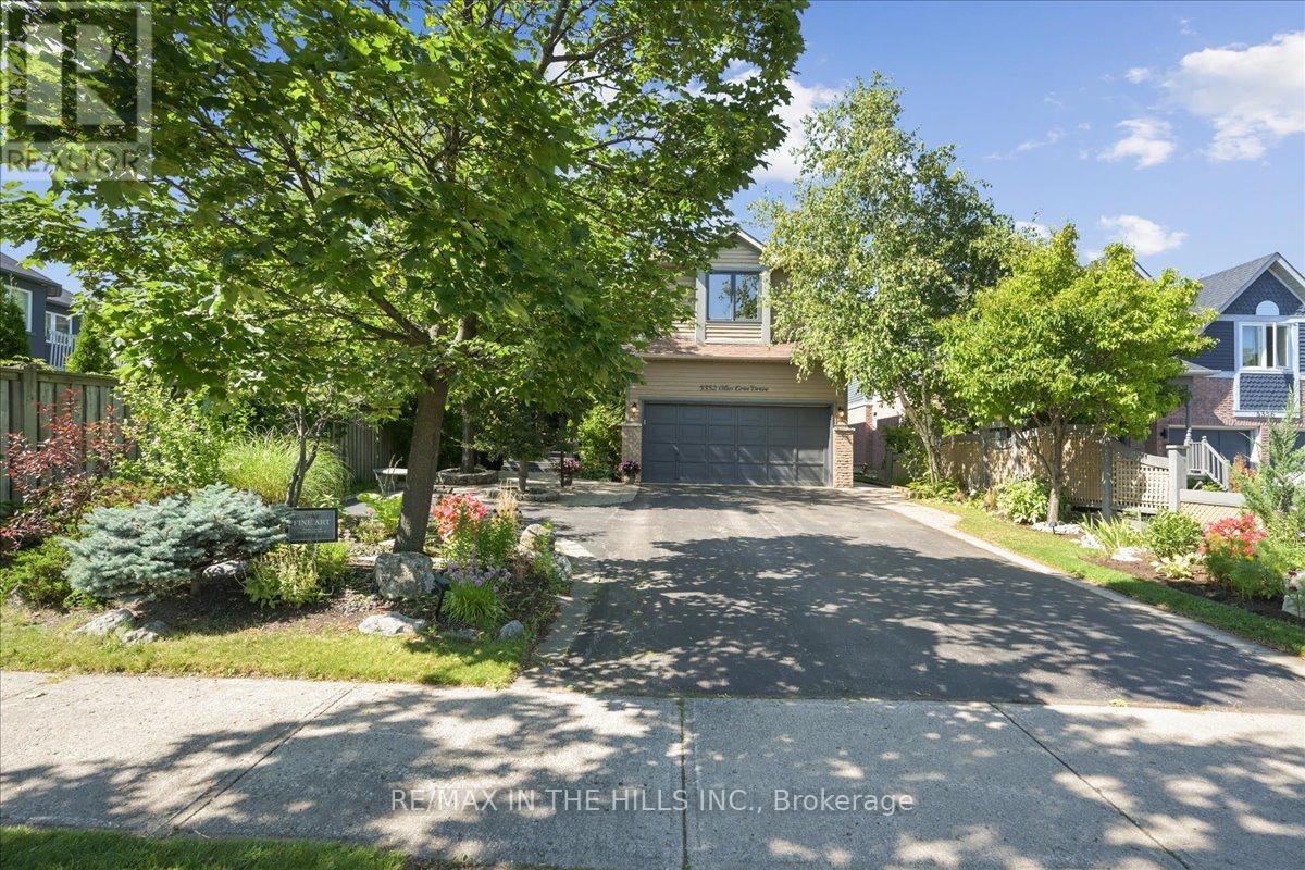 Photo 2 of 5352 Glen Erin Drive, Mississauga ON