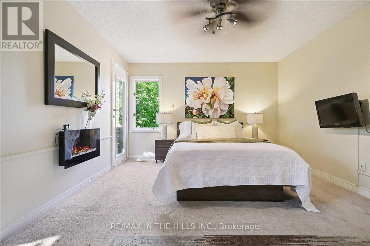 Photo 29 of 5352 Glen Erin Drive, Mississauga ON