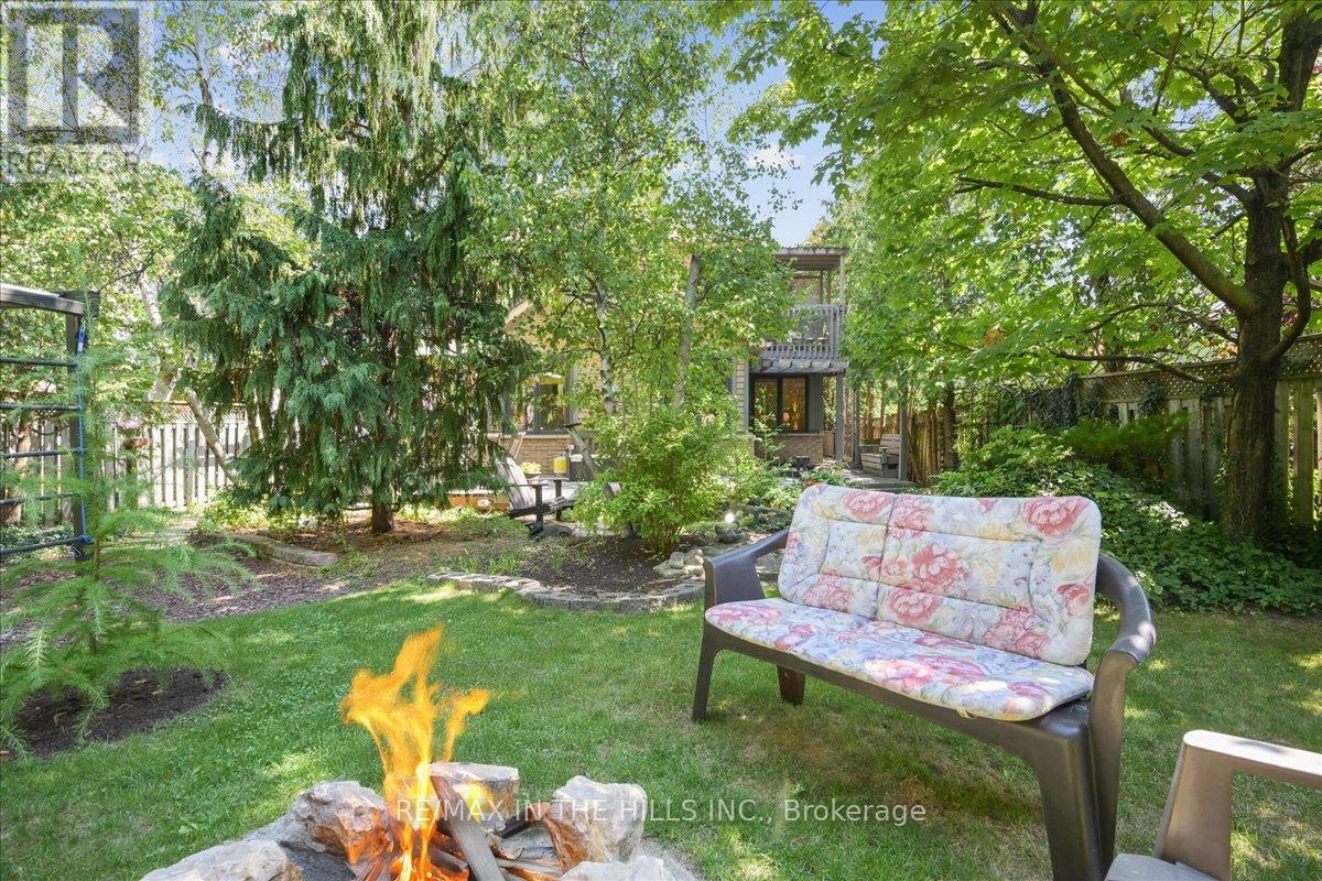 Photo 43 of 5352 Glen Erin Drive, Mississauga ON