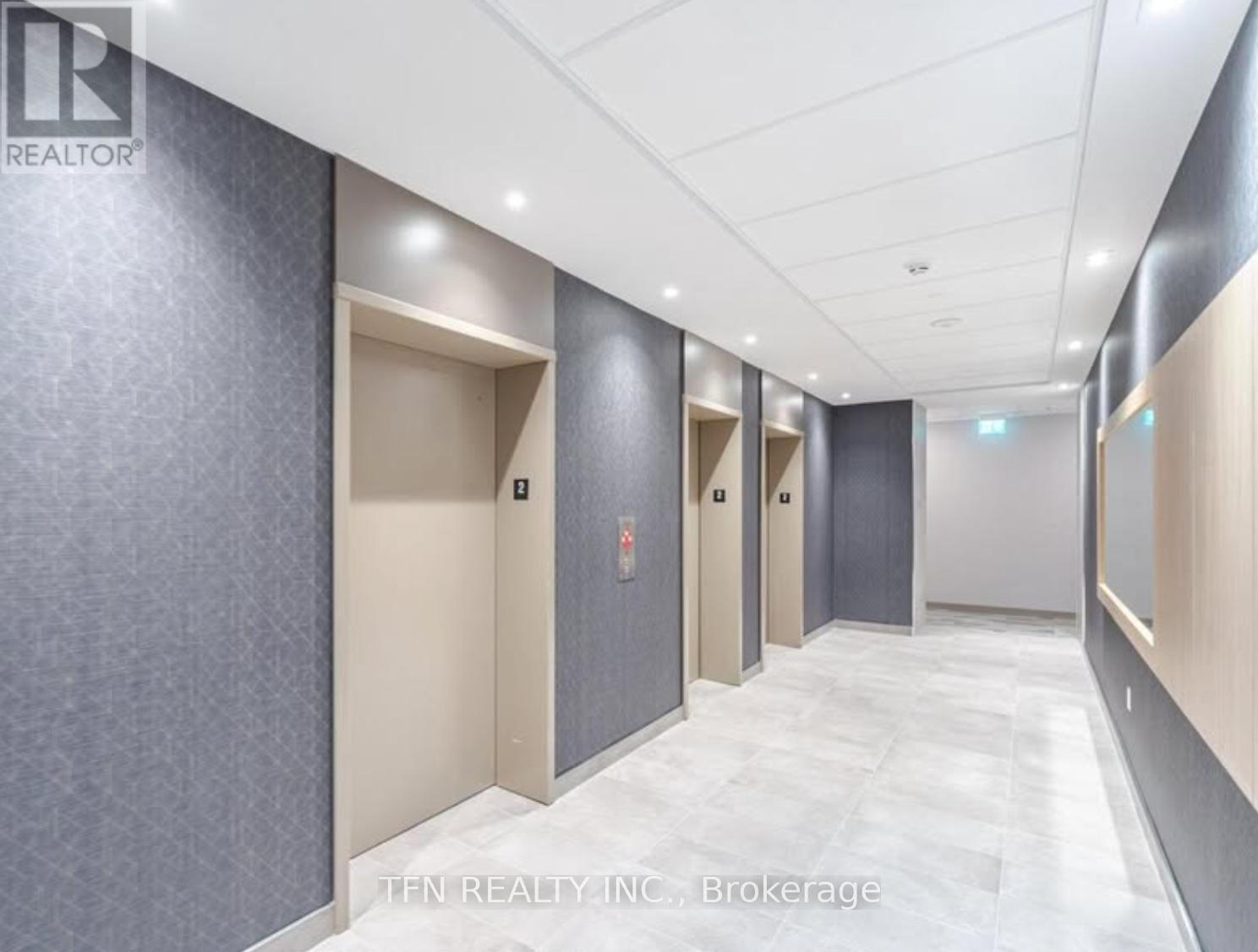Photo 8 of 1804 204 Burnhamthorpe Road E, Mississauga ON
